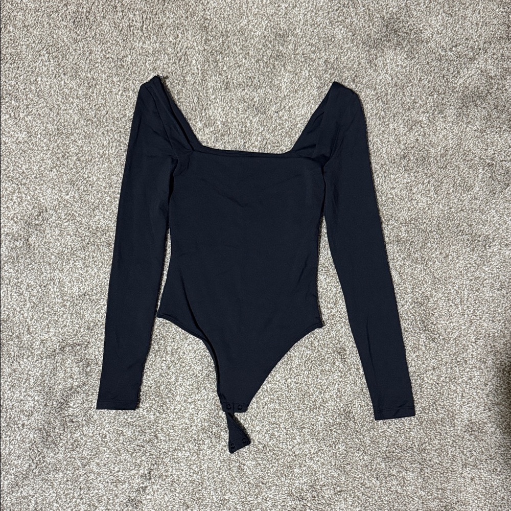 Aritzia Babaton Black Long Sleeve bodysuit